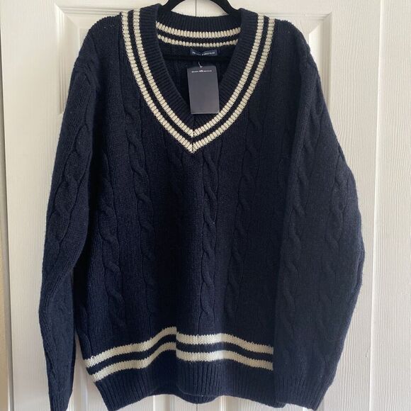 Brandy Melville Navy Wool Blend V Neck Sweater Fisherman cable Knit OS‎ NEW - Picture 1 of 11